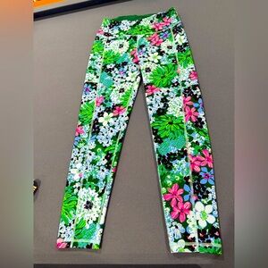 Lilly Pulitzer Luxletic Leggings Soirée All Day Floral Leggings EUC Medium